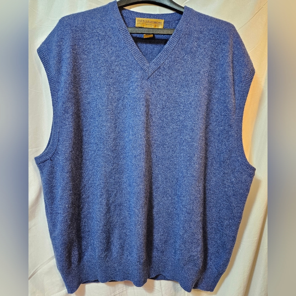 100% Cashmere 2xl v neck vest sweater, Hong Kong (g5)